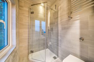 Photo 33- click for photo gallery